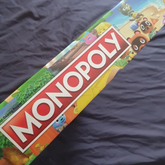 Hasbro Gaming Monopoly Animal Crossing New Horizons Edition Board Game - Picture 4 of 4